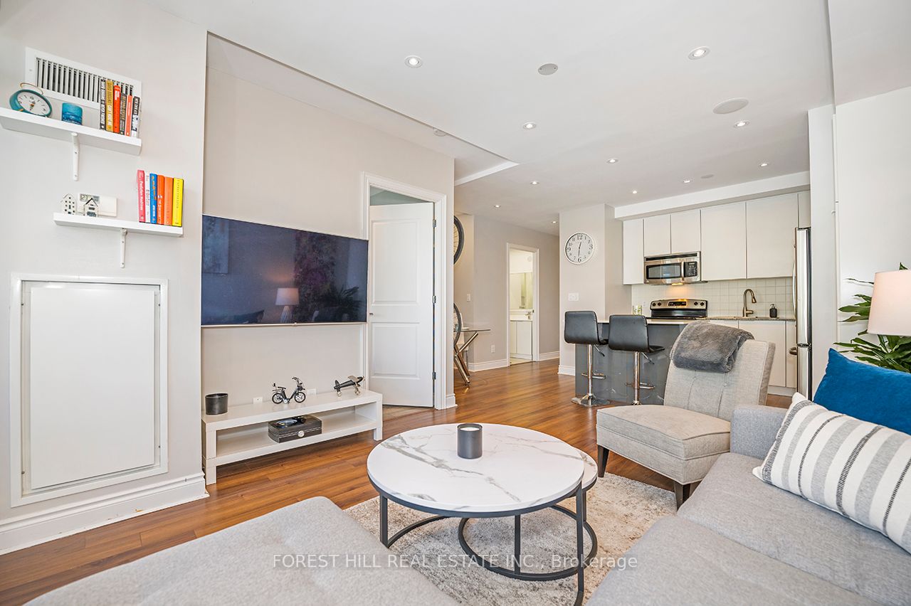 16 Brookers Lane, #2106