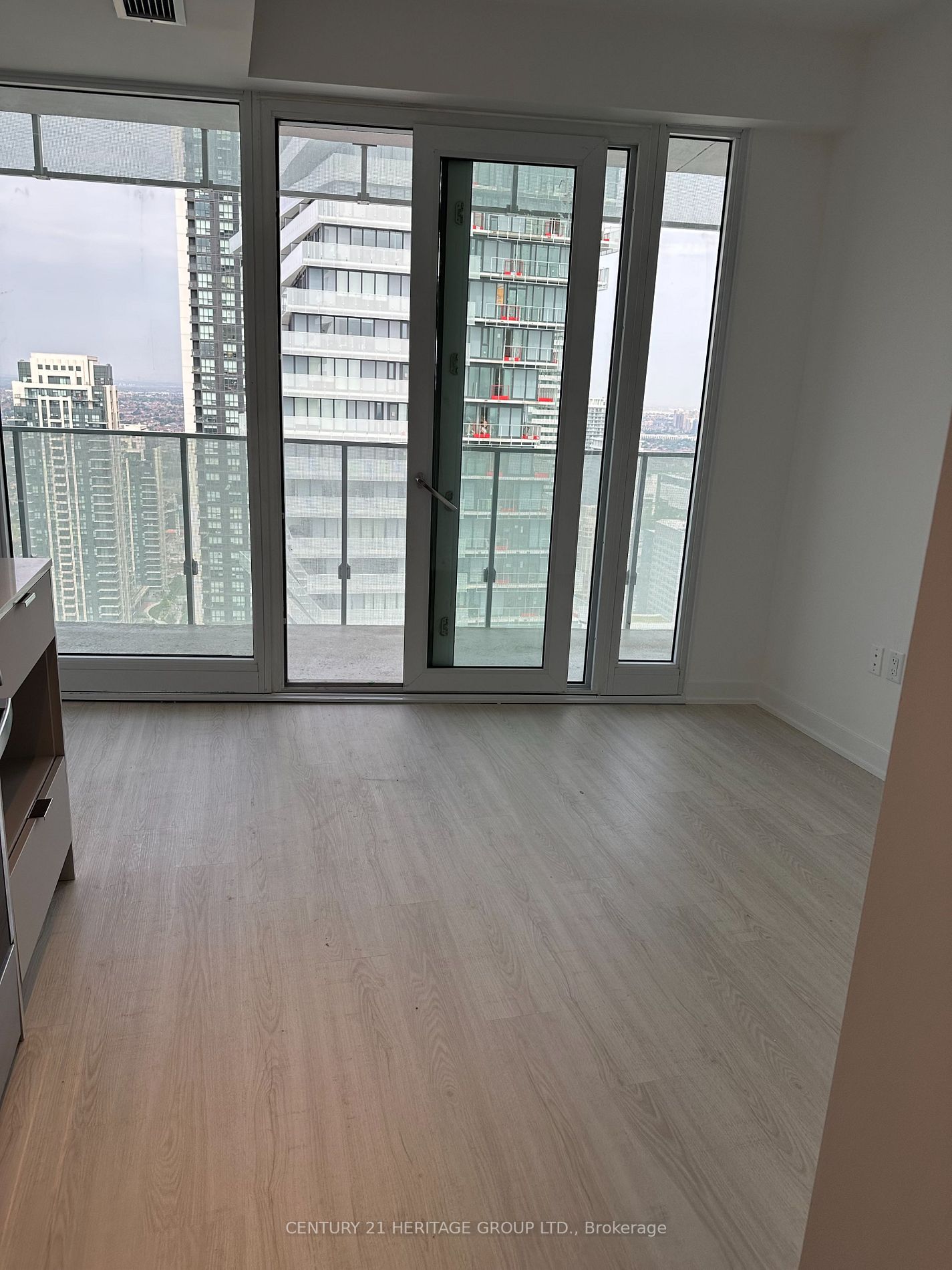 3883 Quartz Rd, #3402