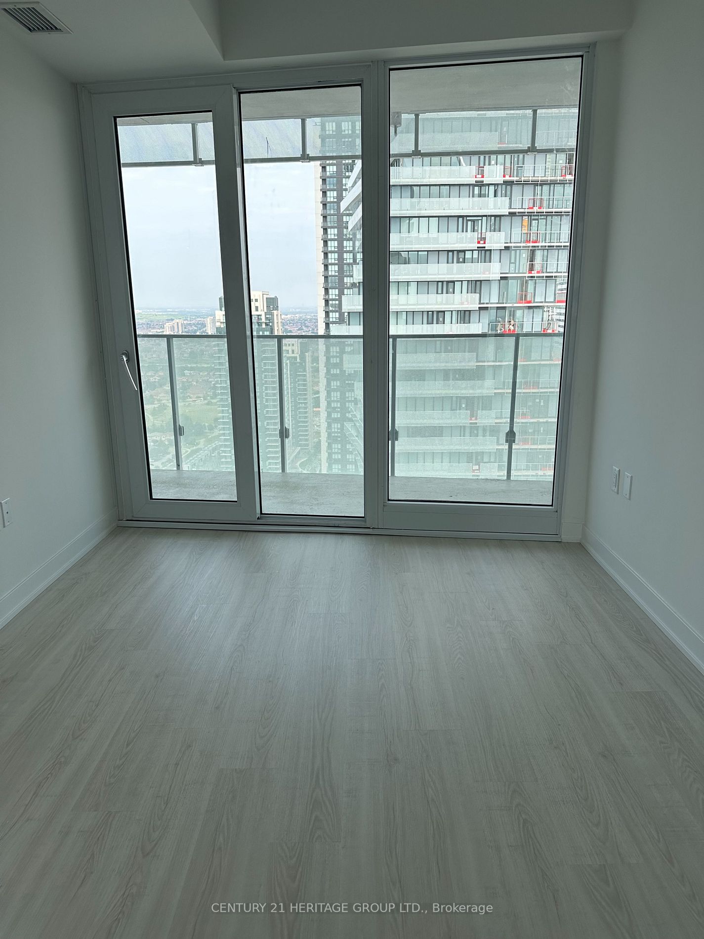 3883 Quartz Rd, #3402