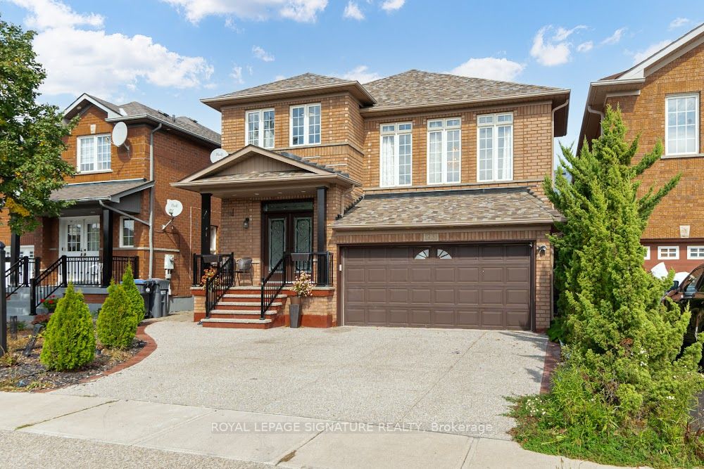 23 Chestermere Cres