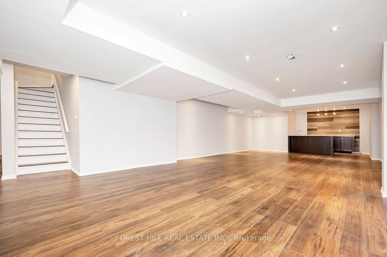 146 Mcwilliams Cres