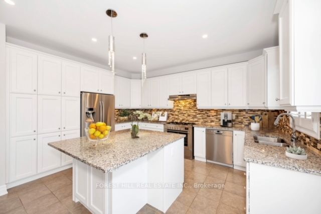 146 Mcwilliams Cres