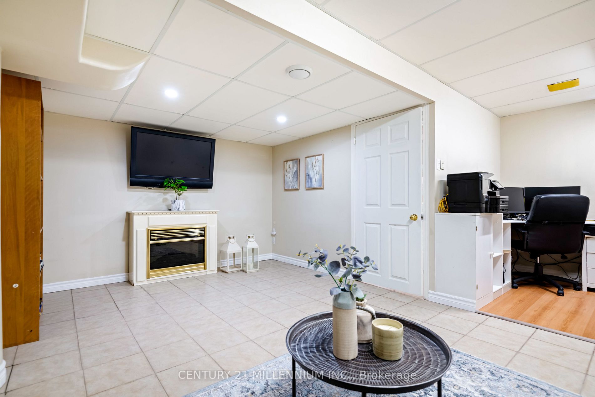 3938 Zenith Court
