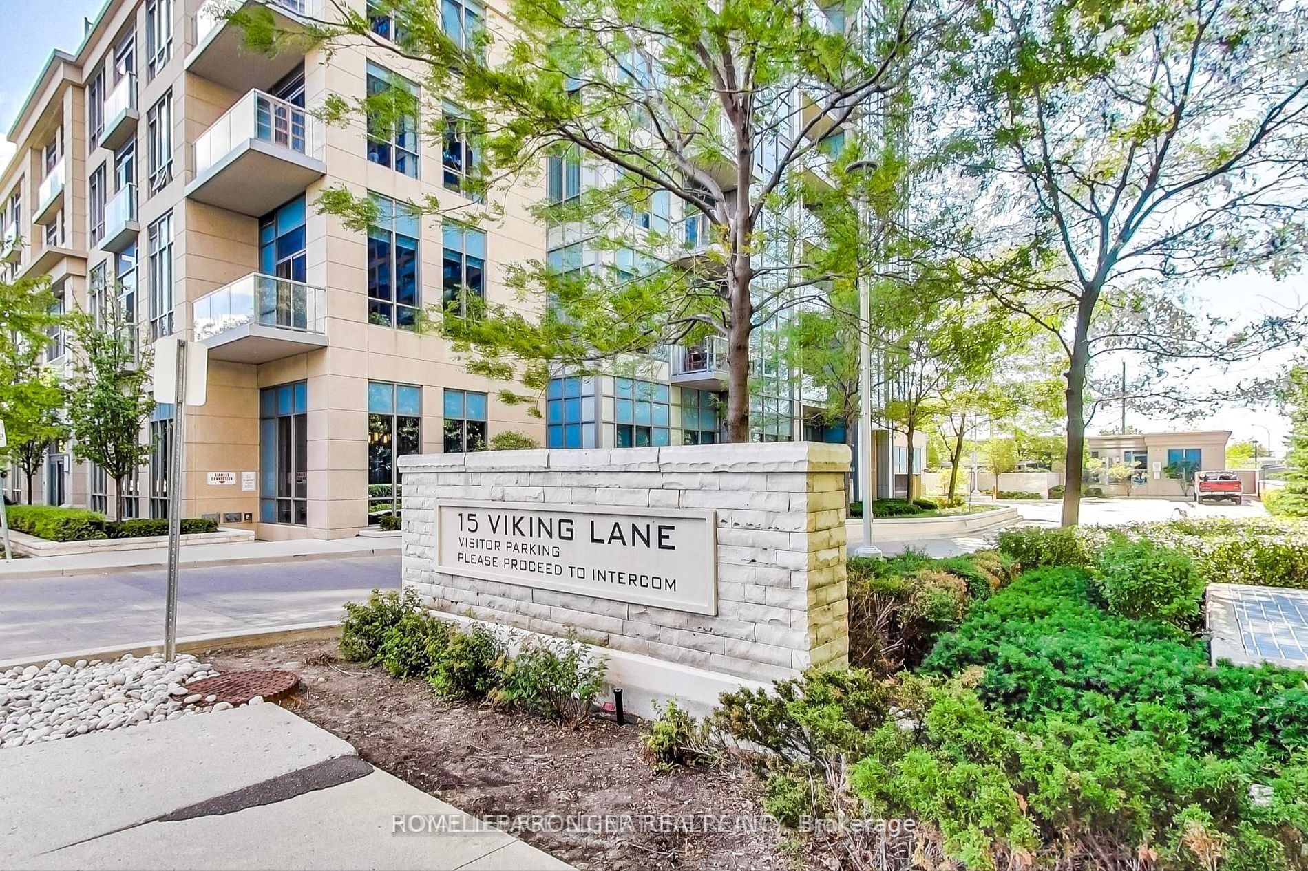 15 Viking Lane, #2710