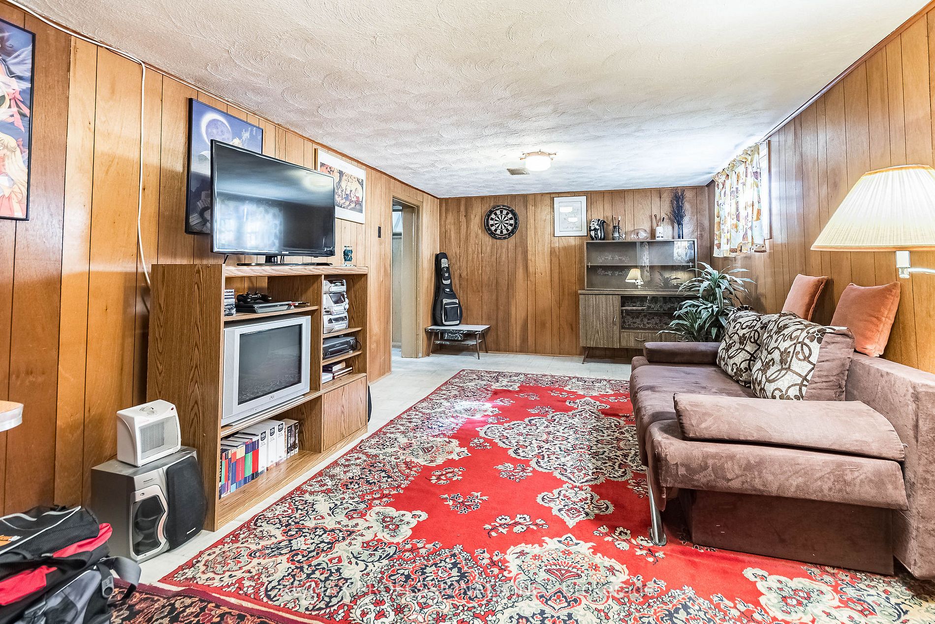 36 Thorndale Ave