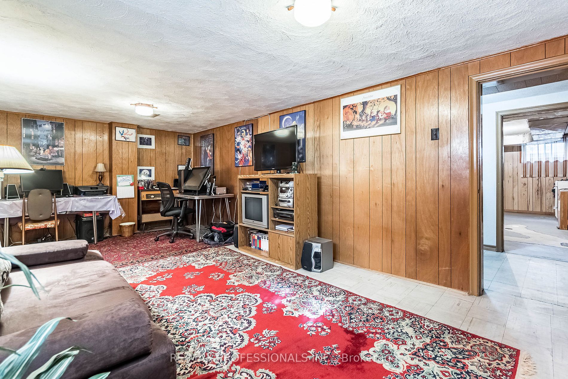 36 Thorndale Ave