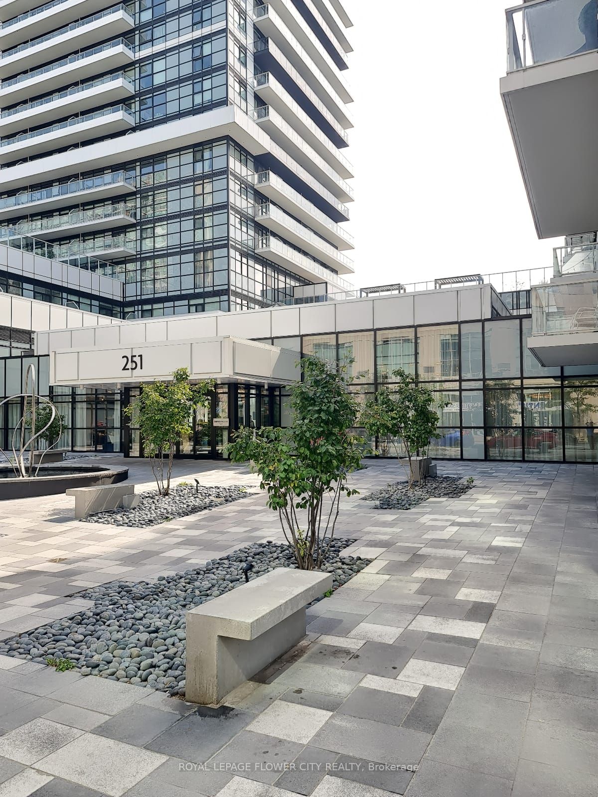 251 Manitoba St, #1113