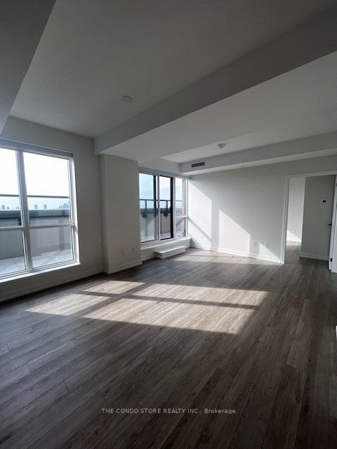 2300 St. Clair Avenue W #905