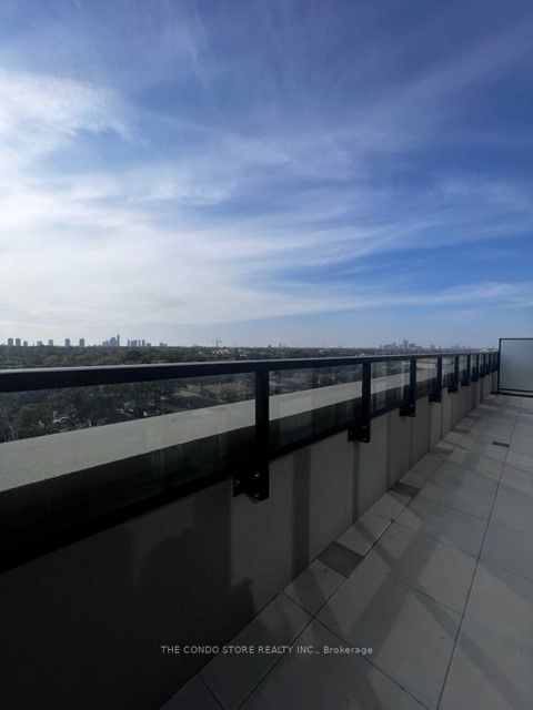 2300 St. Clair Avenue W #905