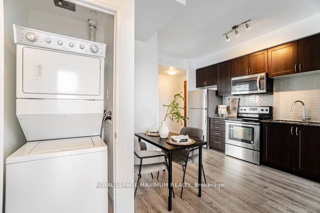 2800 Keele St, #813