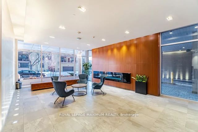 2800 Keele St, #813