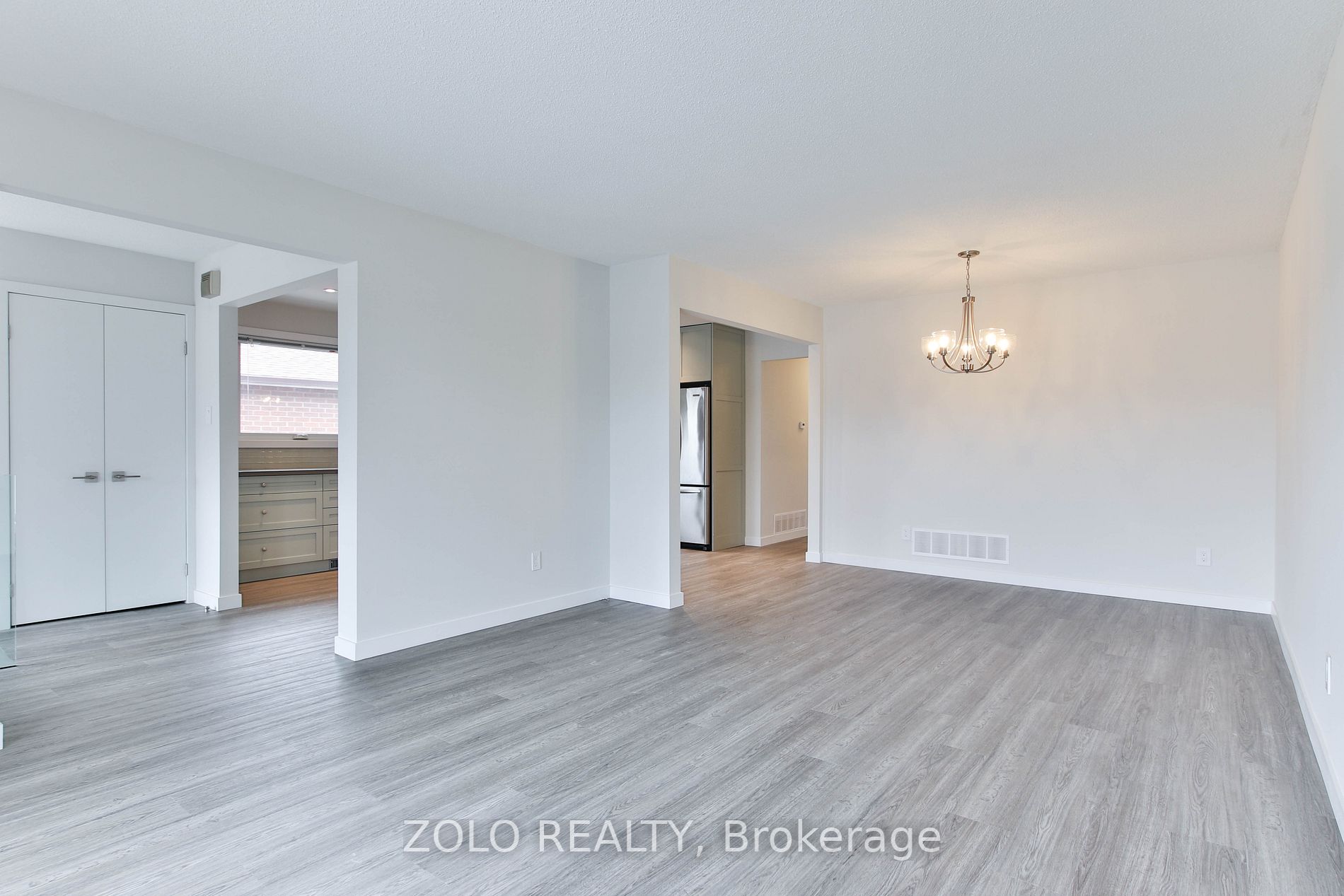 16 Fredrick Mowat Lane