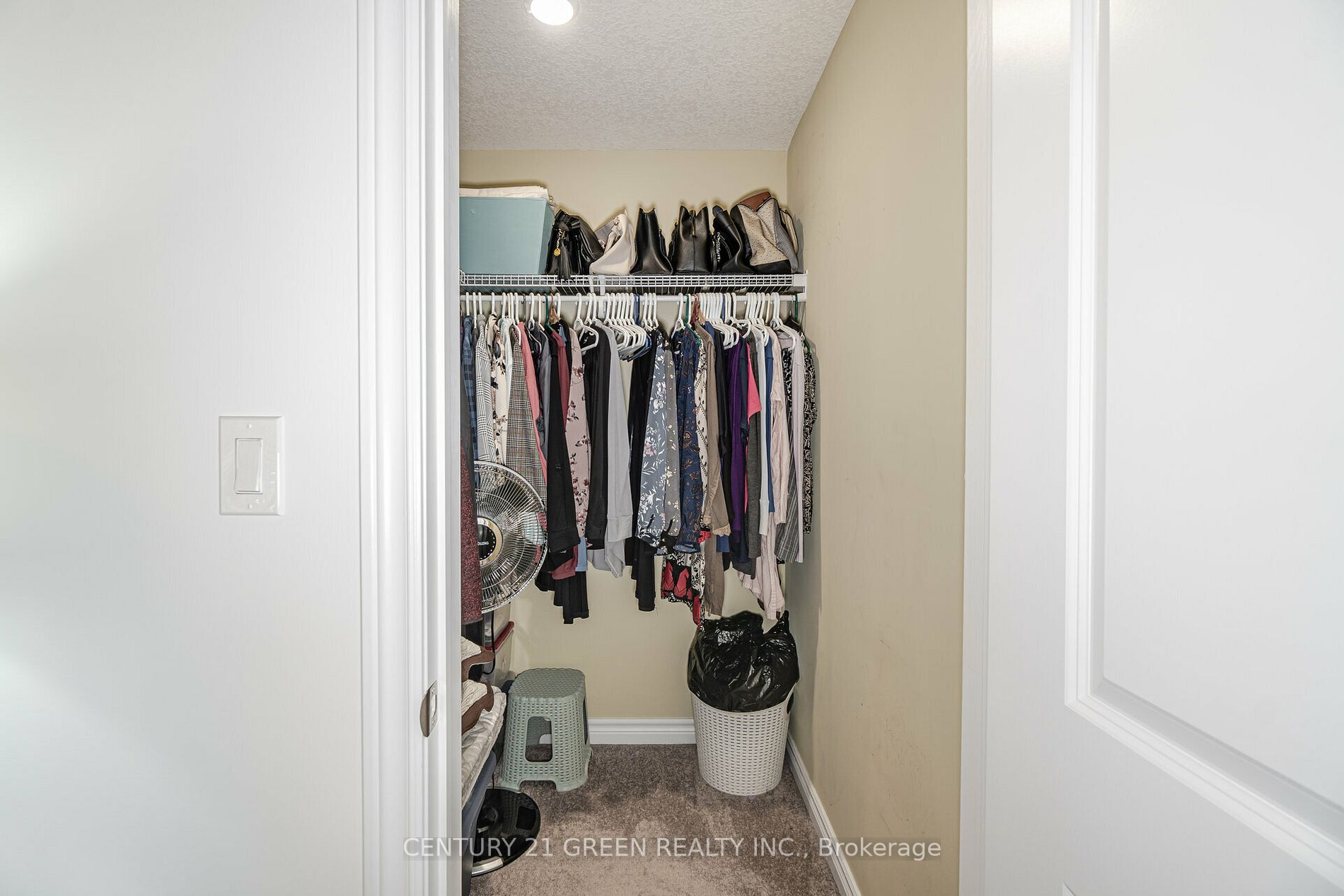 445 Ontario Street S, #132