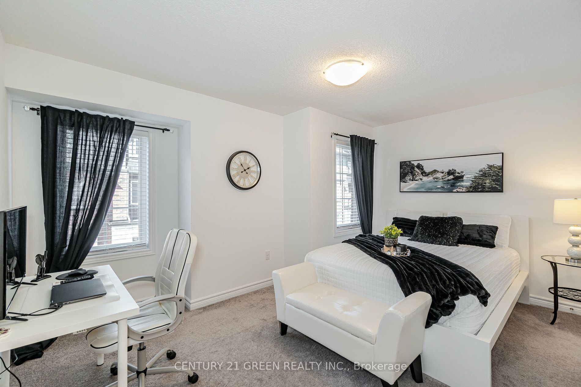 445 Ontario Street S, #132