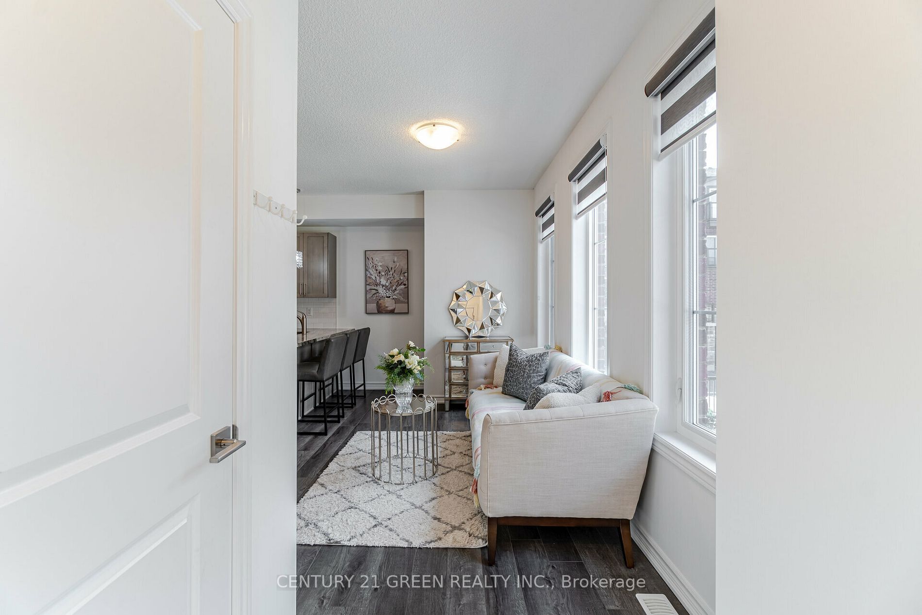 445 Ontario Street S, #132