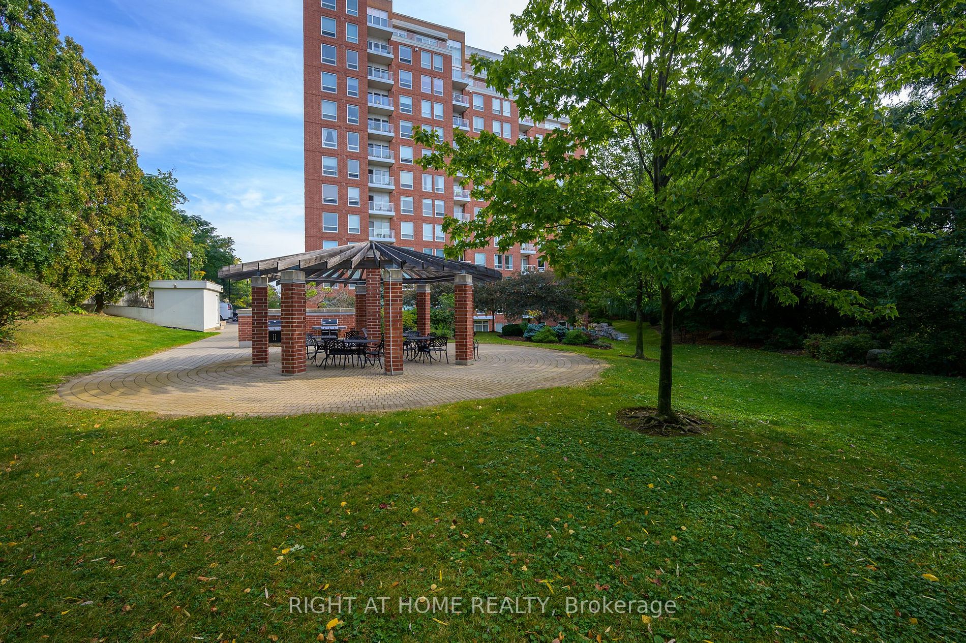 50 Old Mill Rd, #706