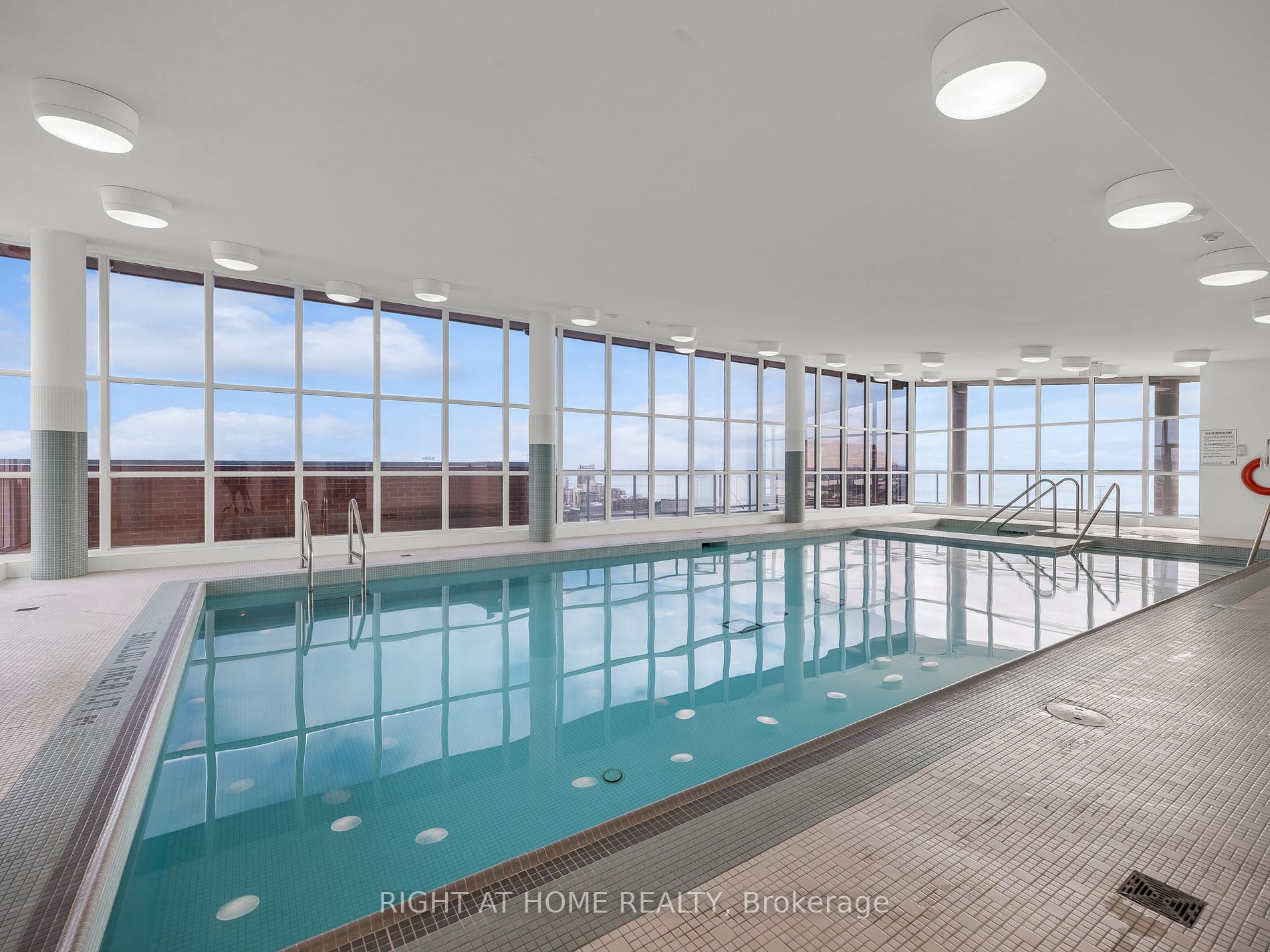 551 Maple Avenue, #615