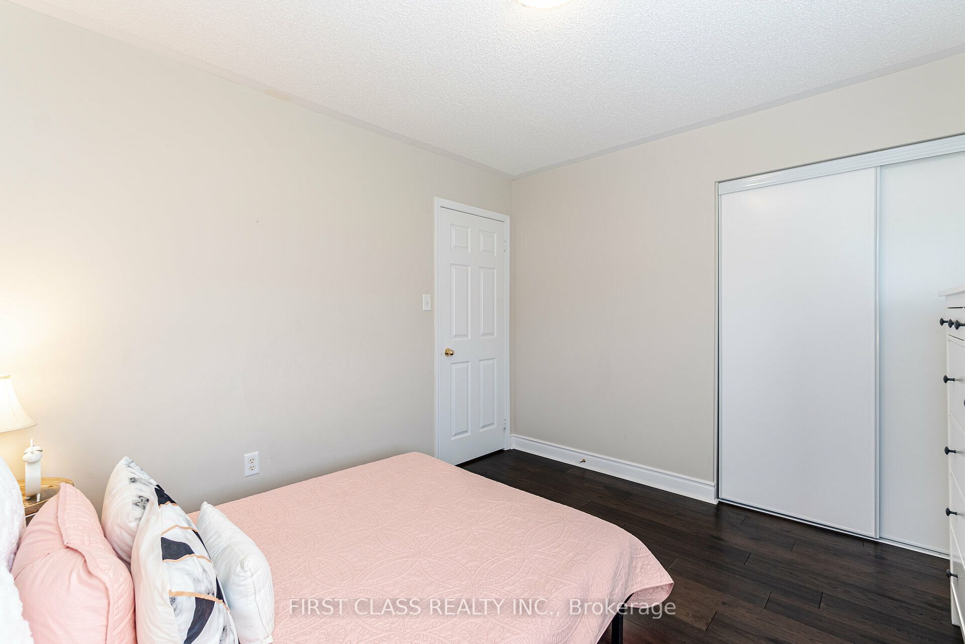 41 Apple Blossom Crescent