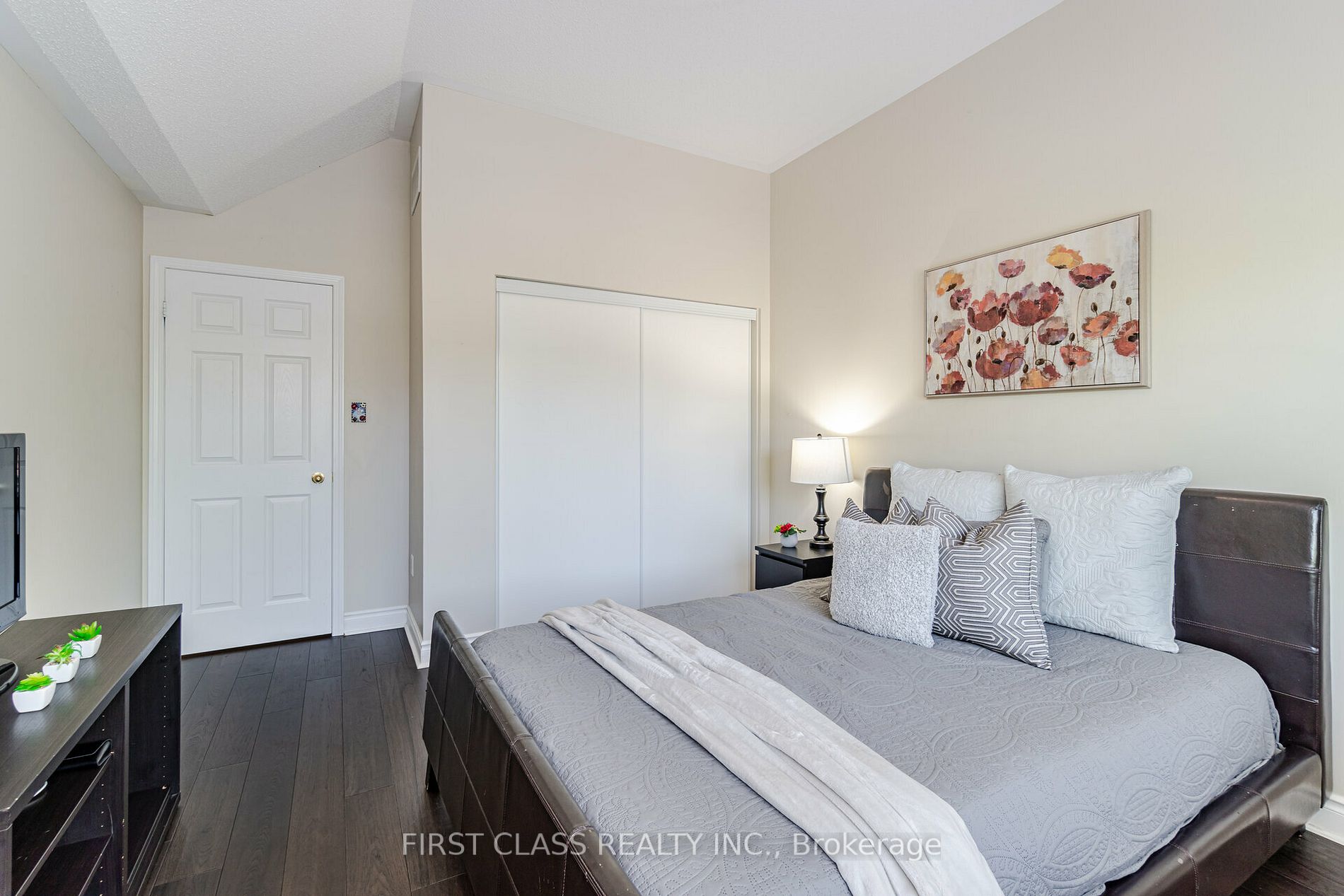 41 Apple Blossom Crescent