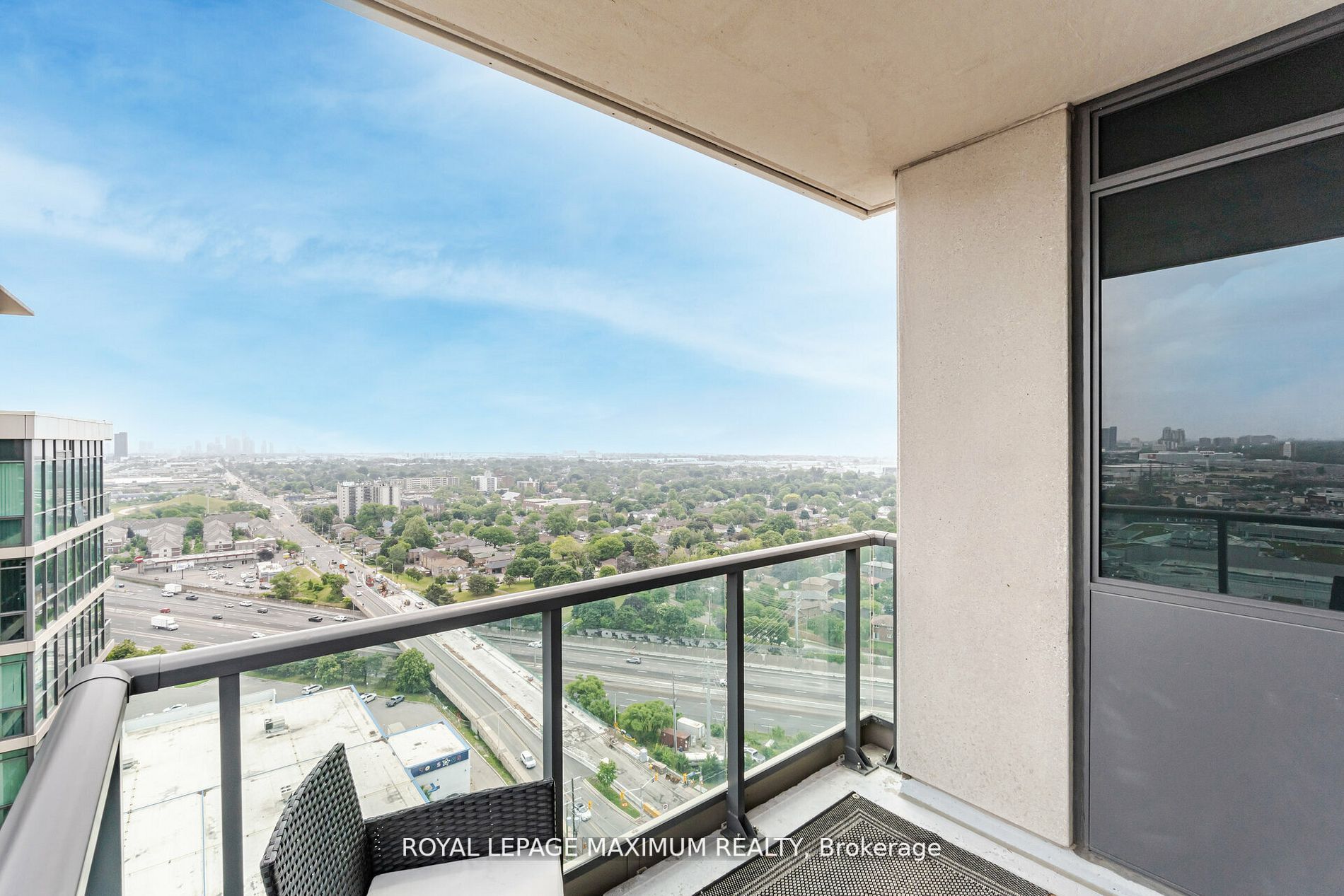 215 Sherway Gardens Rd, #2510