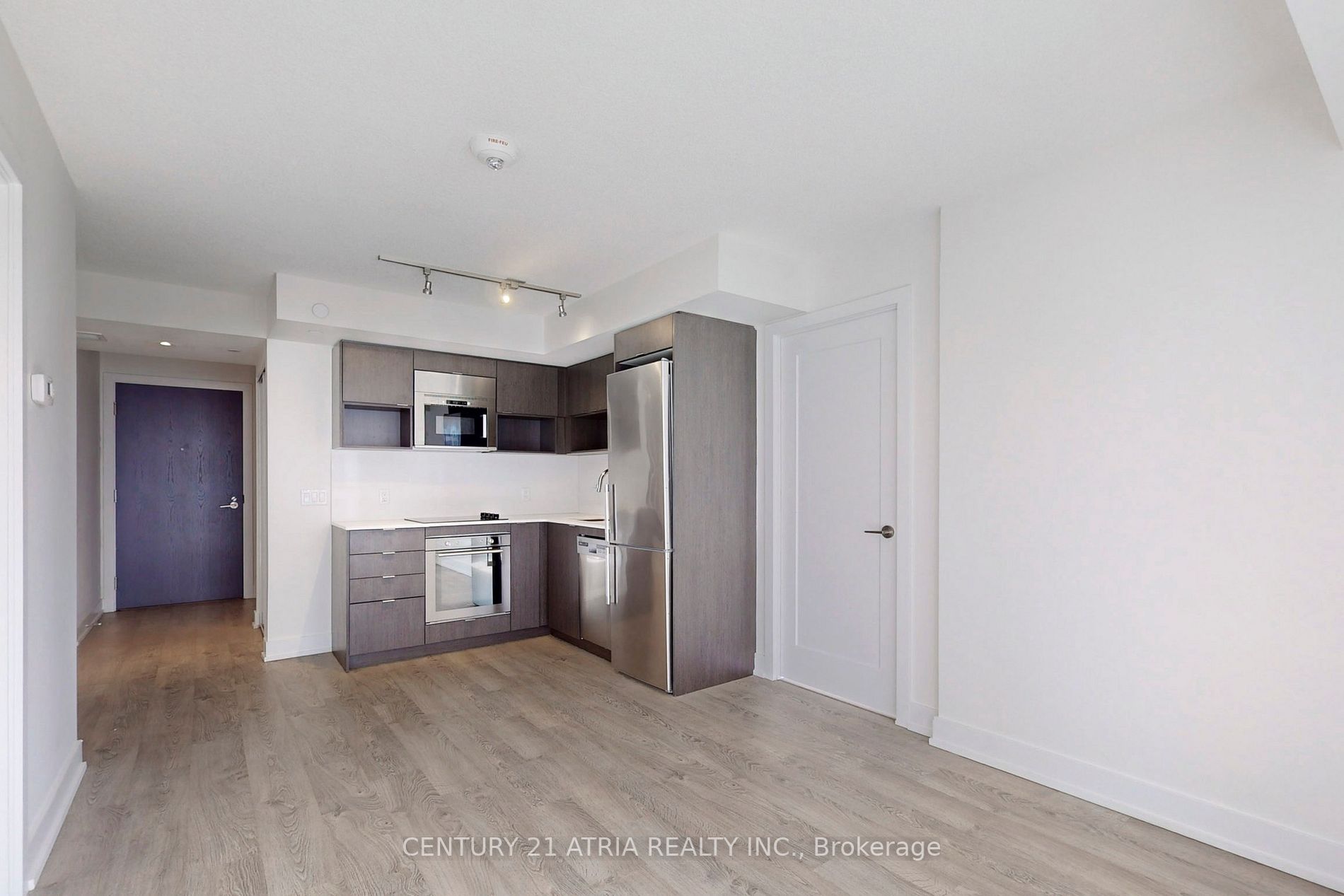 7 Mabelle Ave, #1501