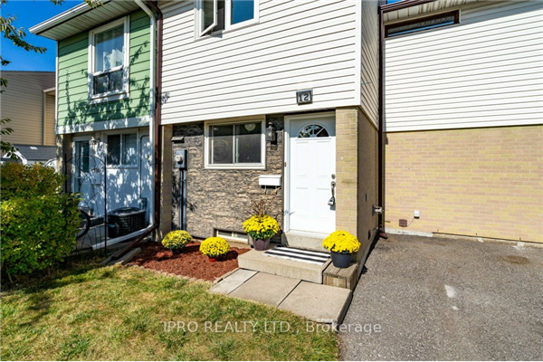 12 Geraldine Crt