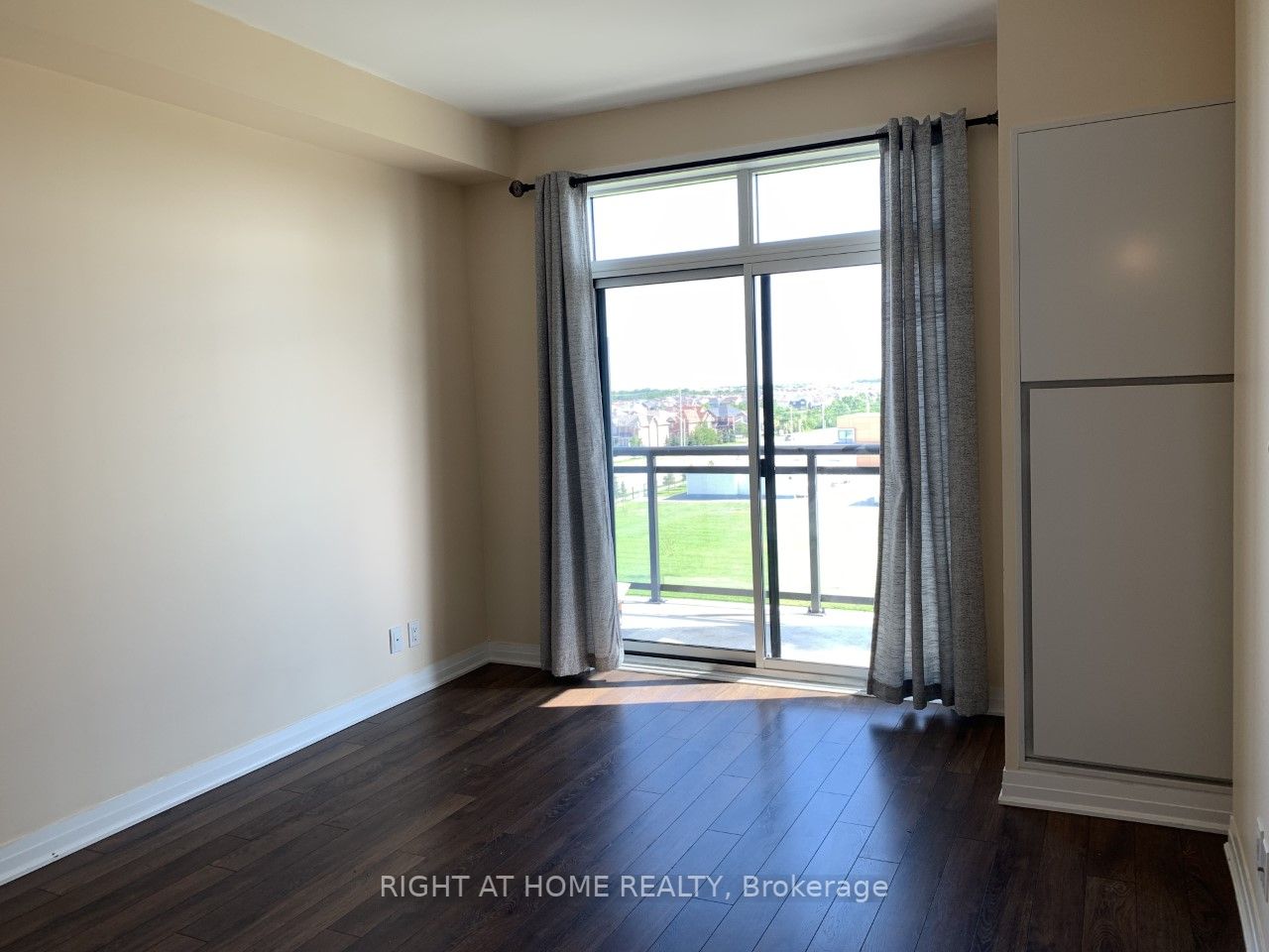 1105 Leger Way E, #527