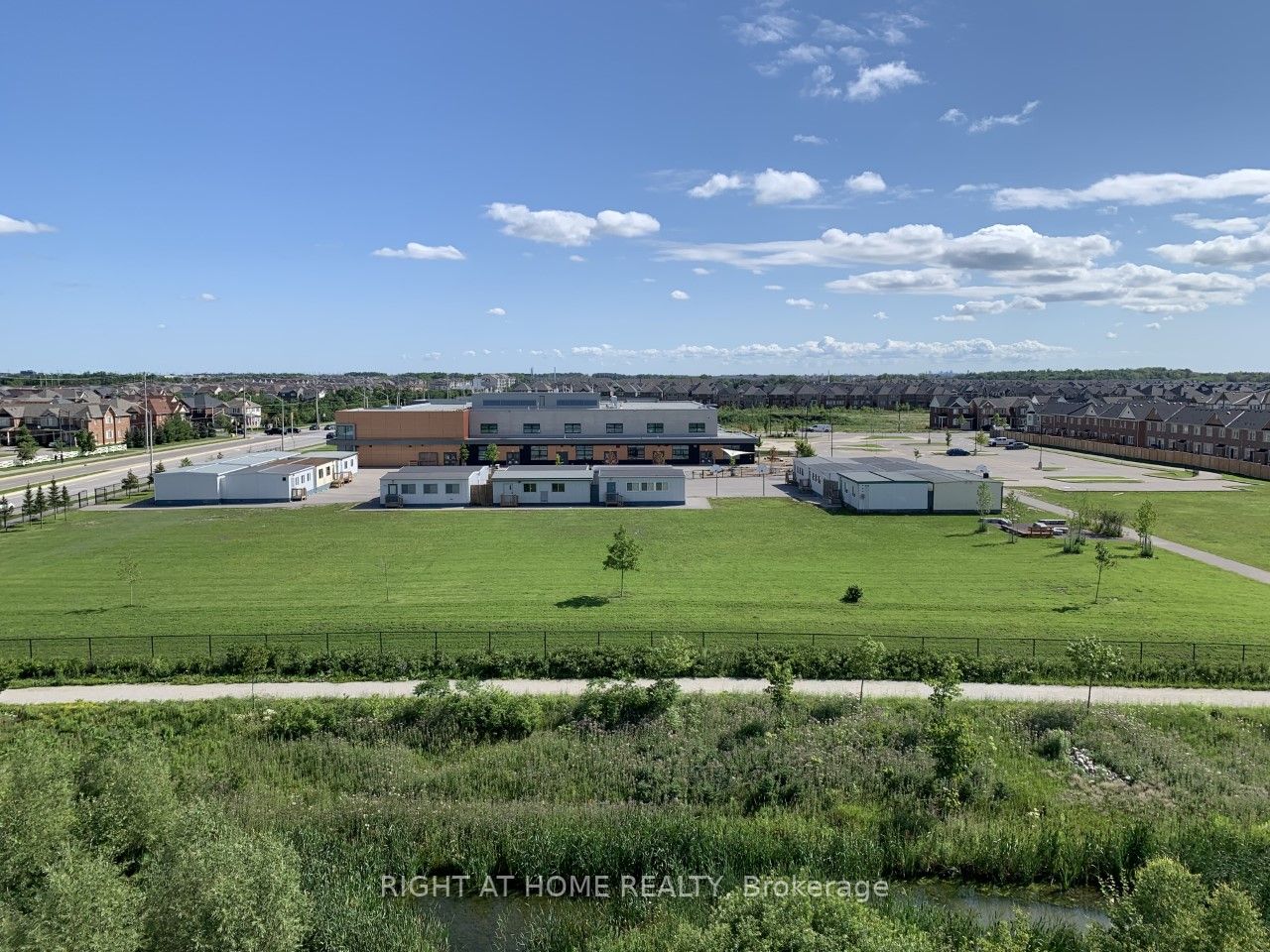 1105 Leger Way E, #527
