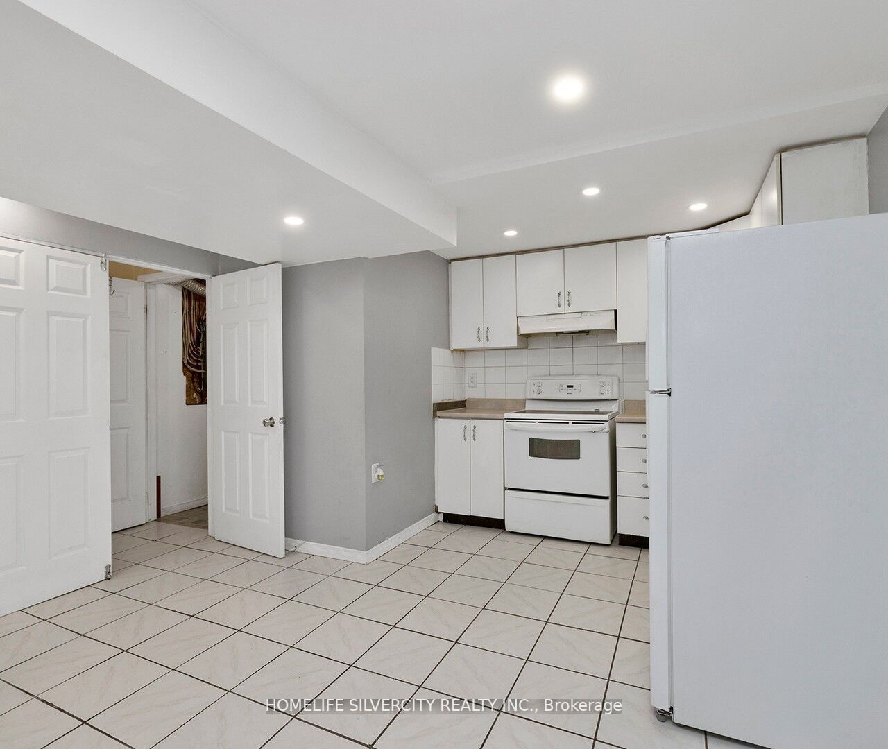 28 Caruso Dr