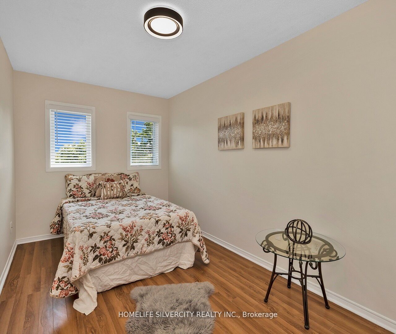 28 Caruso Dr