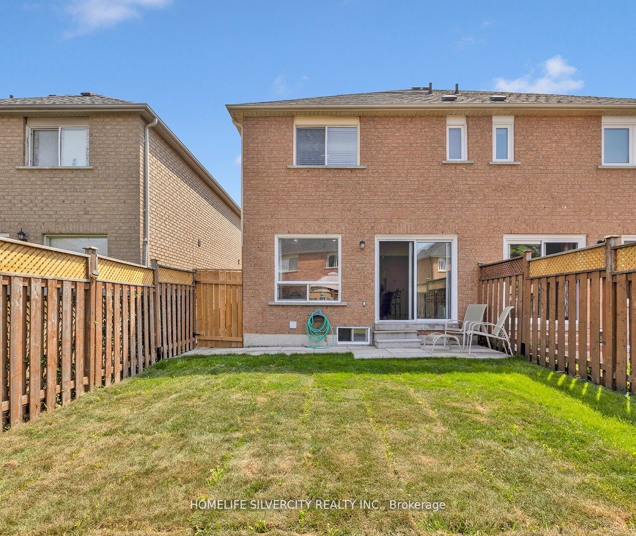 28 Caruso Dr