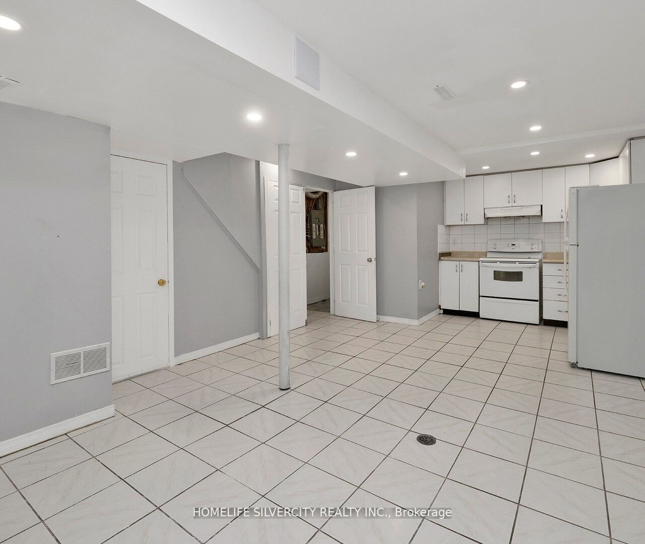 28 Caruso Dr