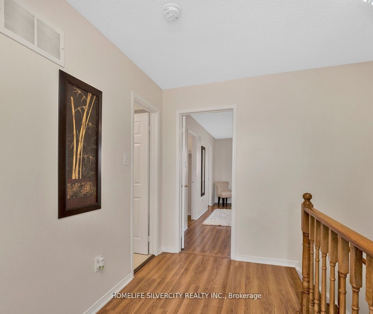 28 Caruso Dr