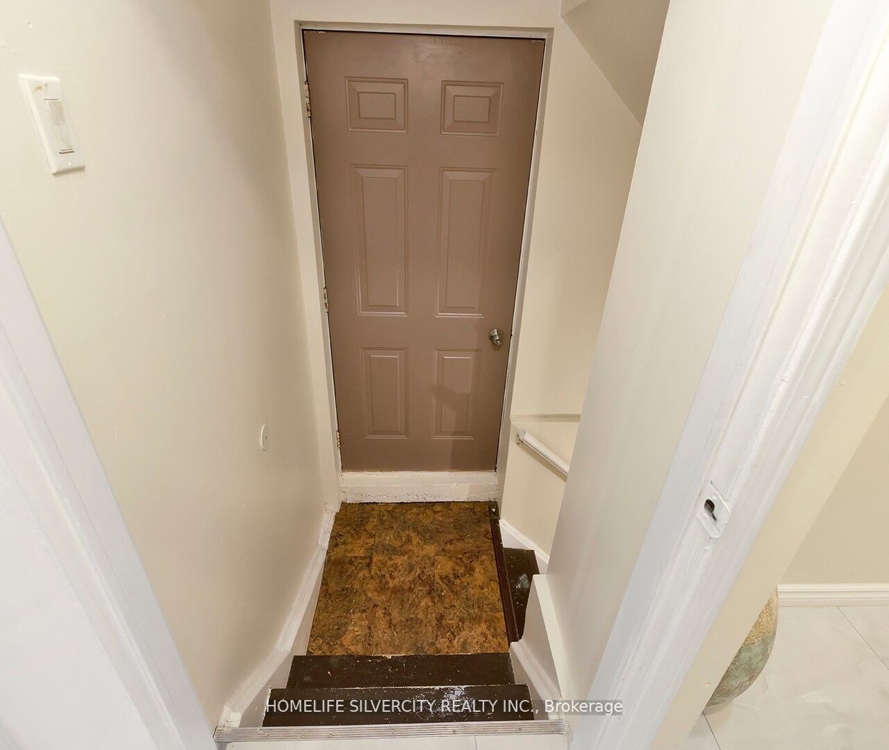 28 Caruso Dr
