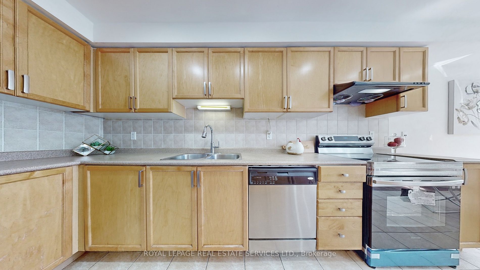 3950 Erin Centre Boulevard, #36