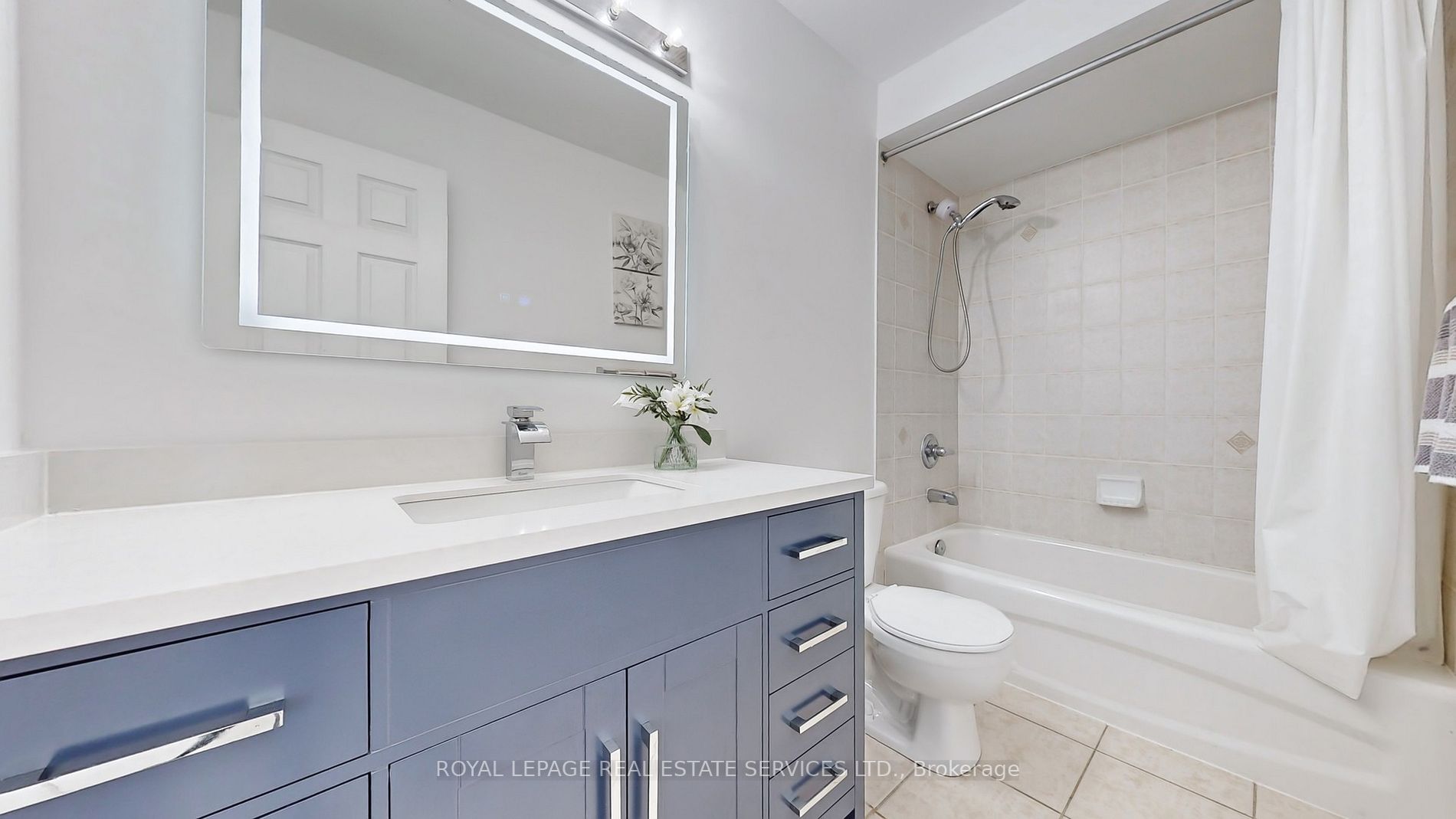 3950 Erin Centre Boulevard, #36