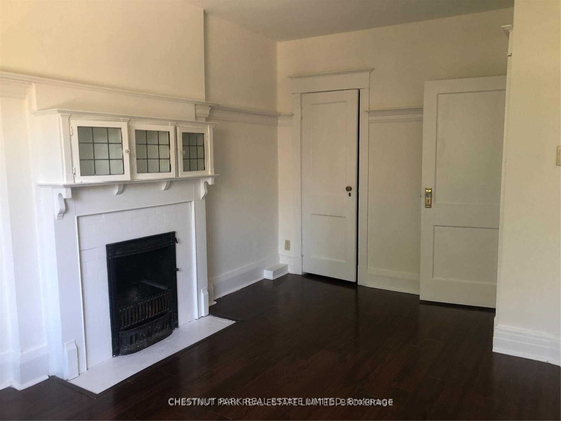 12 Lauder Ave, #2nd Flr