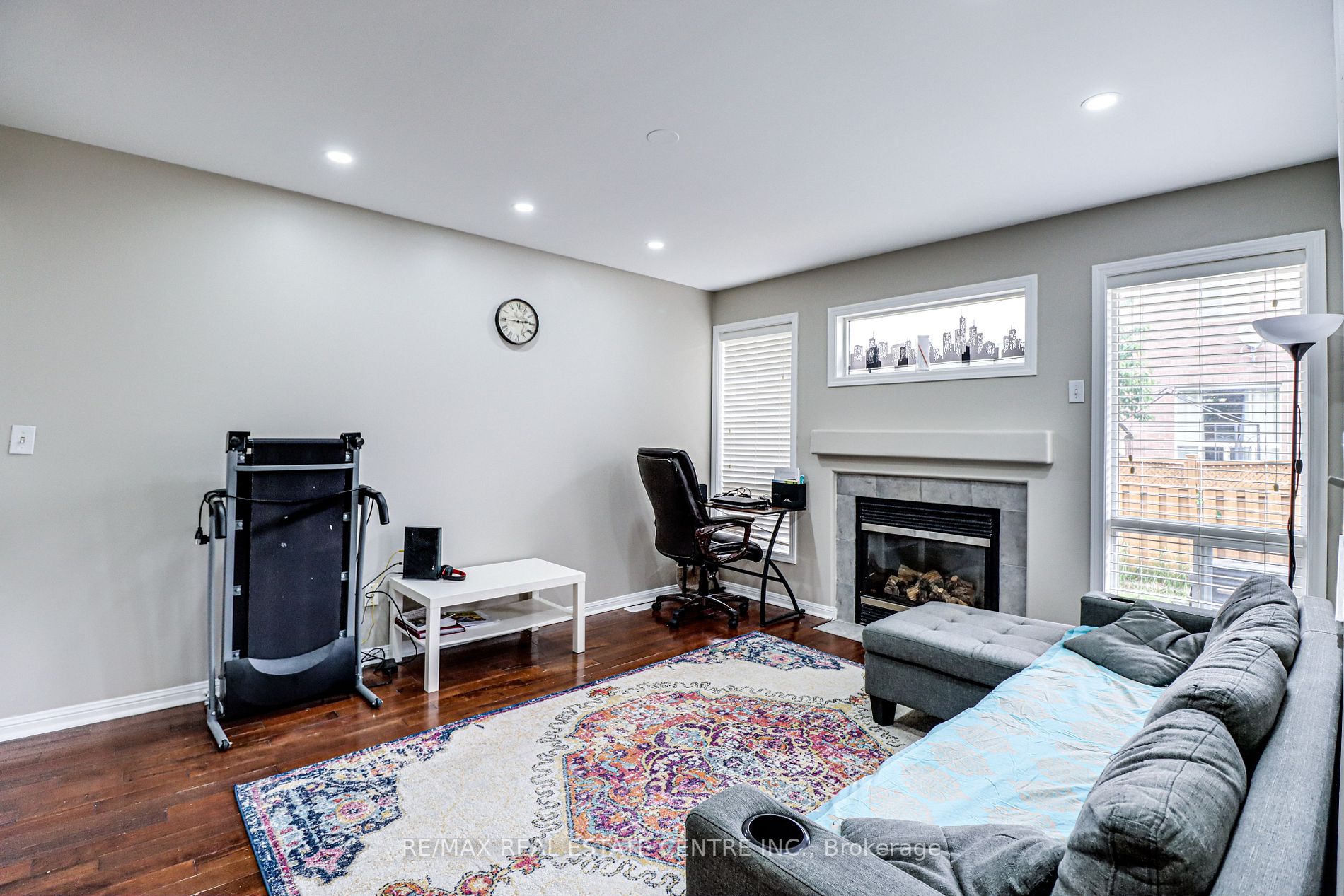 1104 Barclay Circle