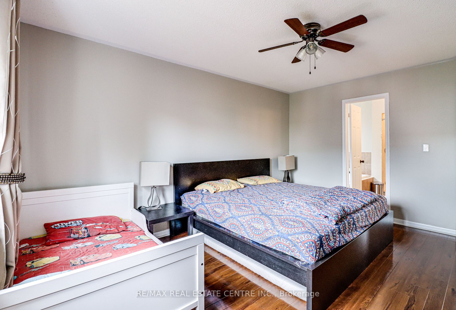 1104 Barclay Circle
