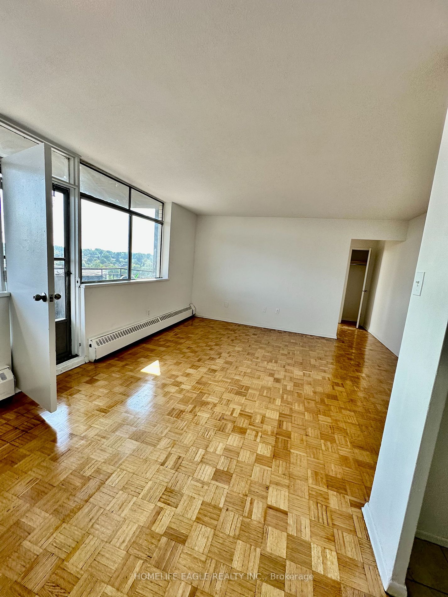 2255 Weston Road, #909