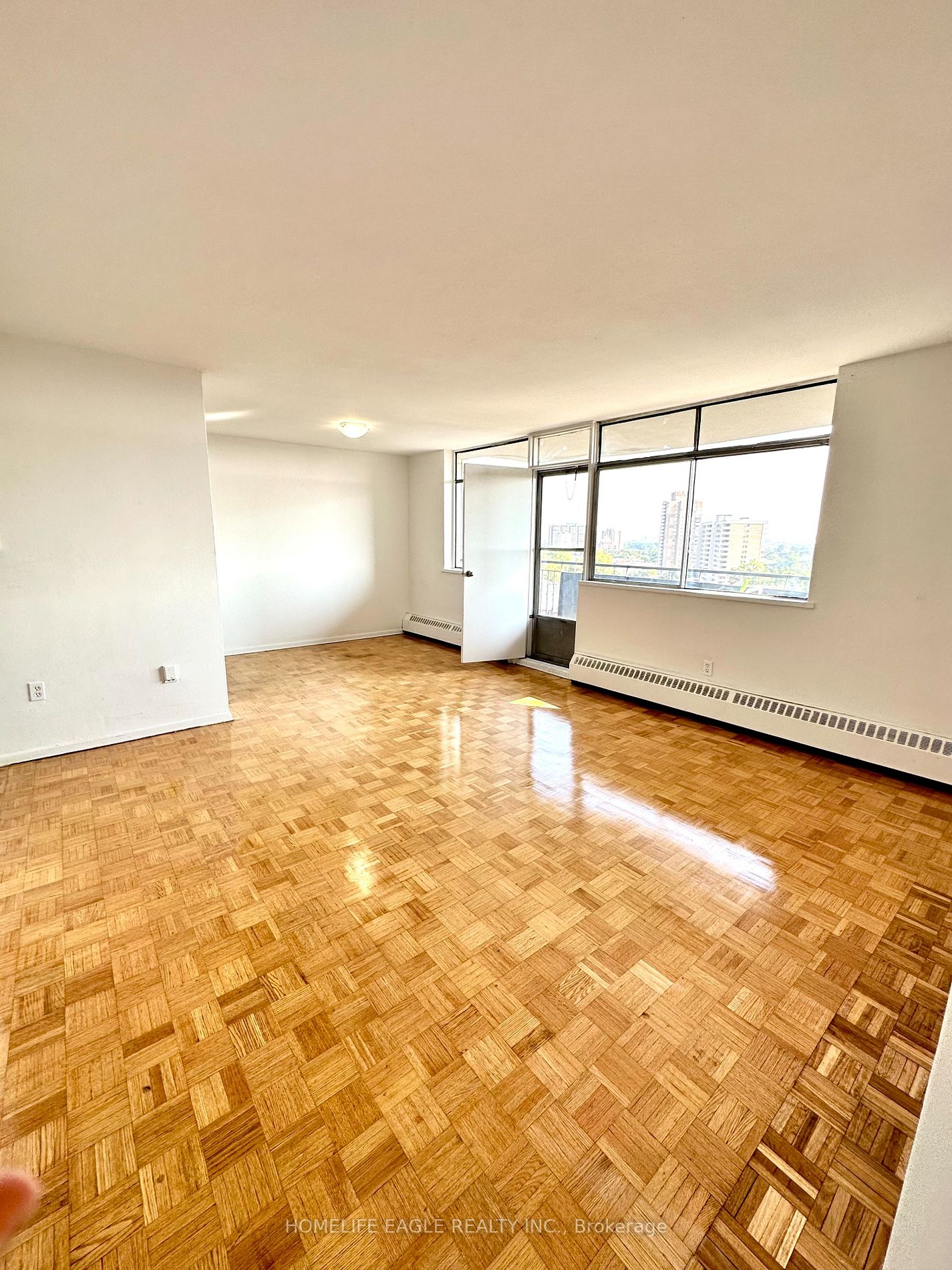 2255 Weston Road, #909