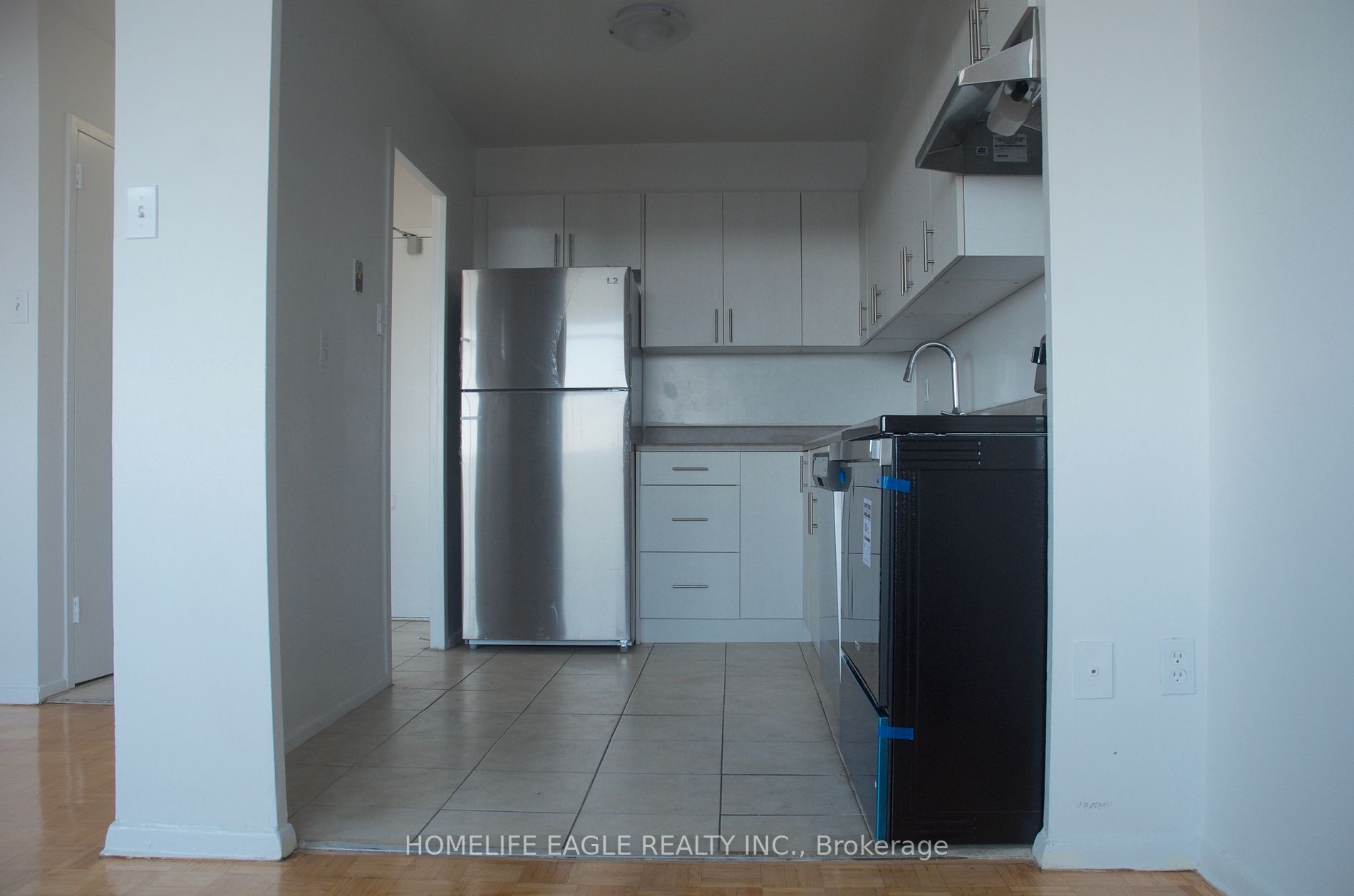 2255 Weston Road, #909