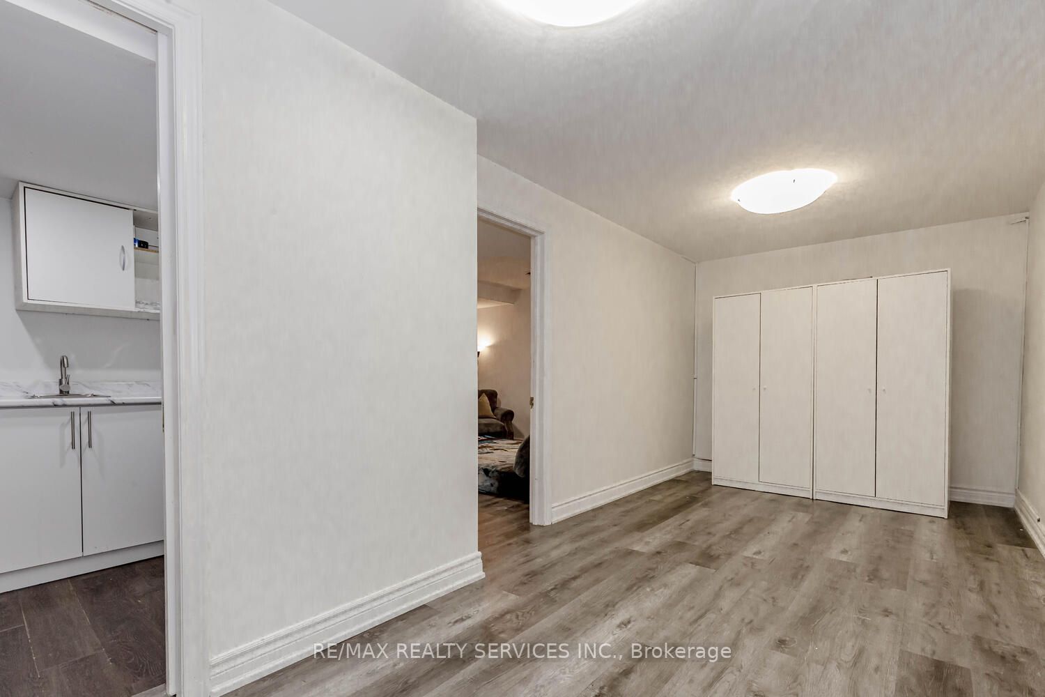 30 Heathcliffe Sq, #46