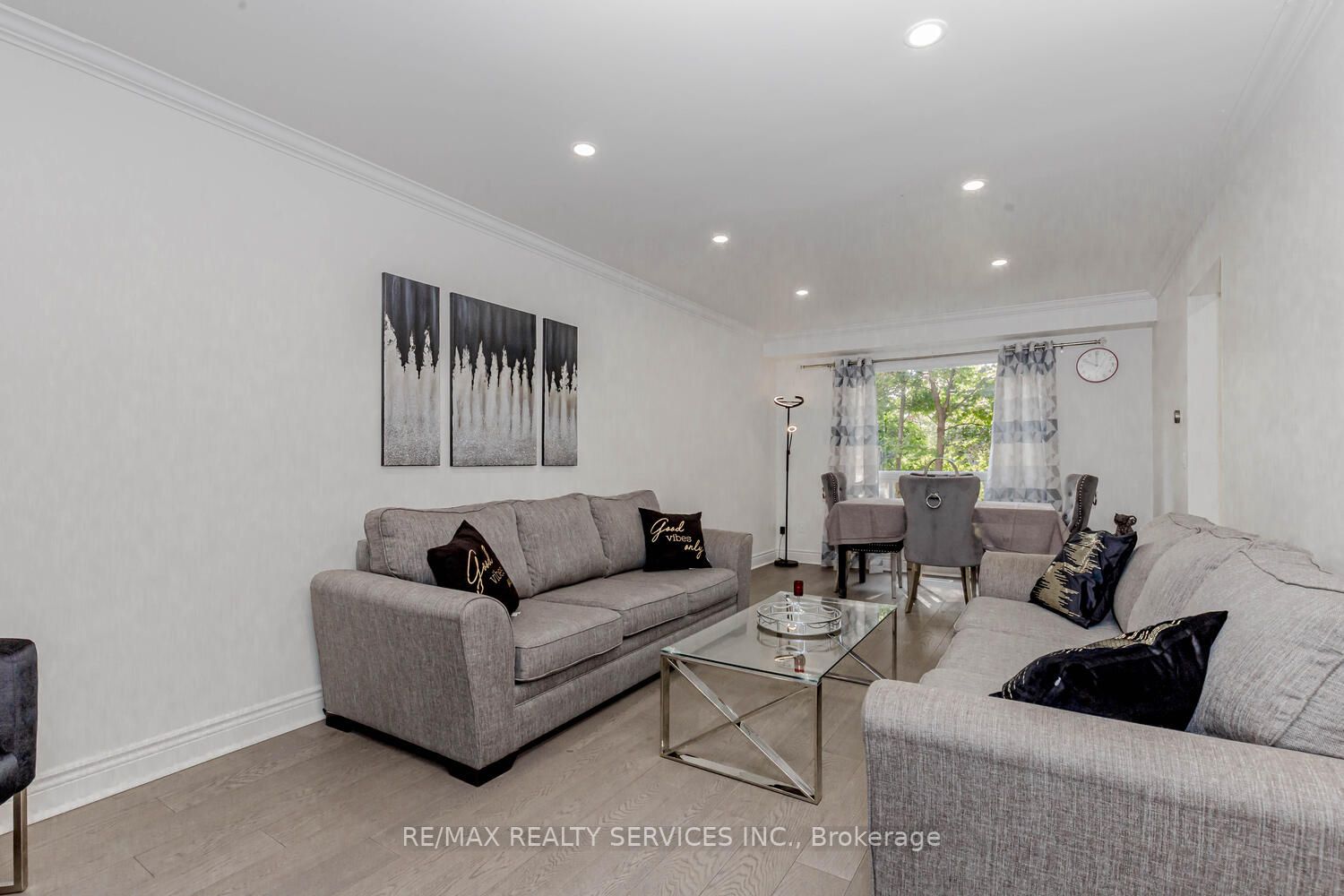 30 Heathcliffe Sq, #46