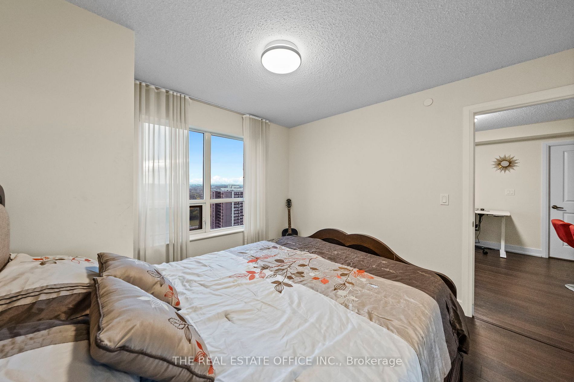 2 Eva Rd, #1829