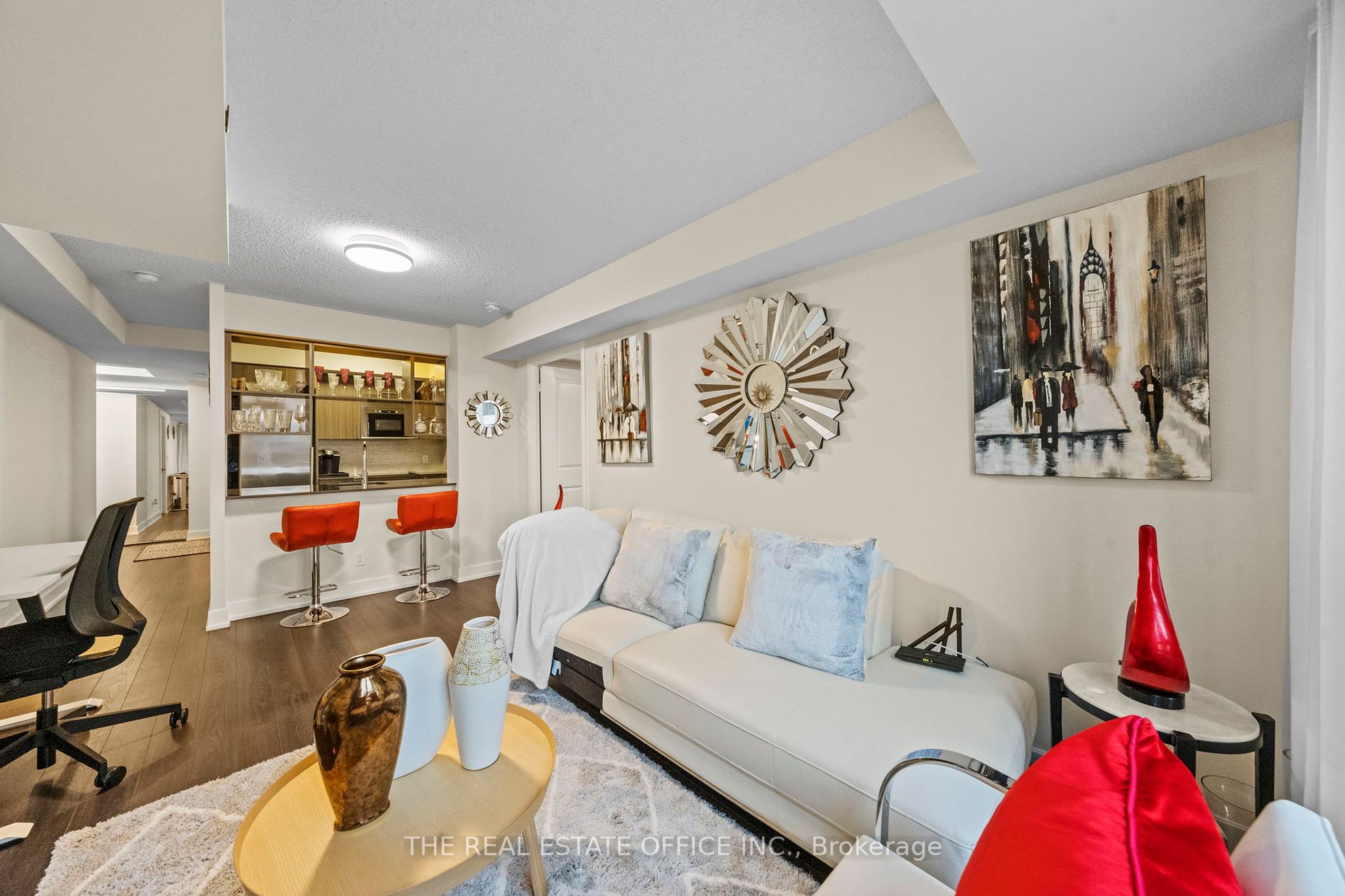 2 Eva Rd, #1829