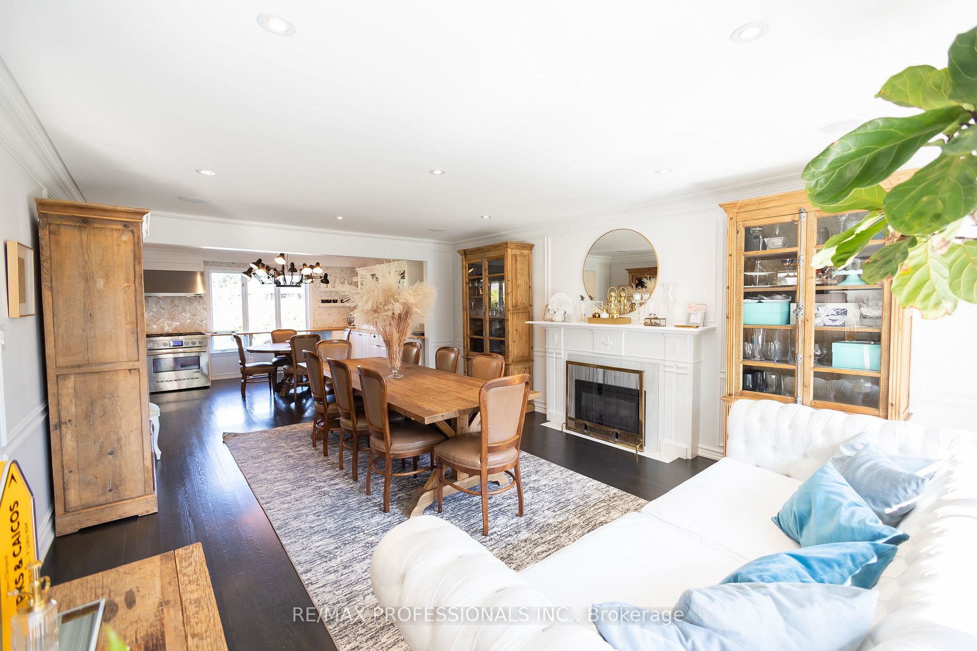 52 Courtsfield Crescent