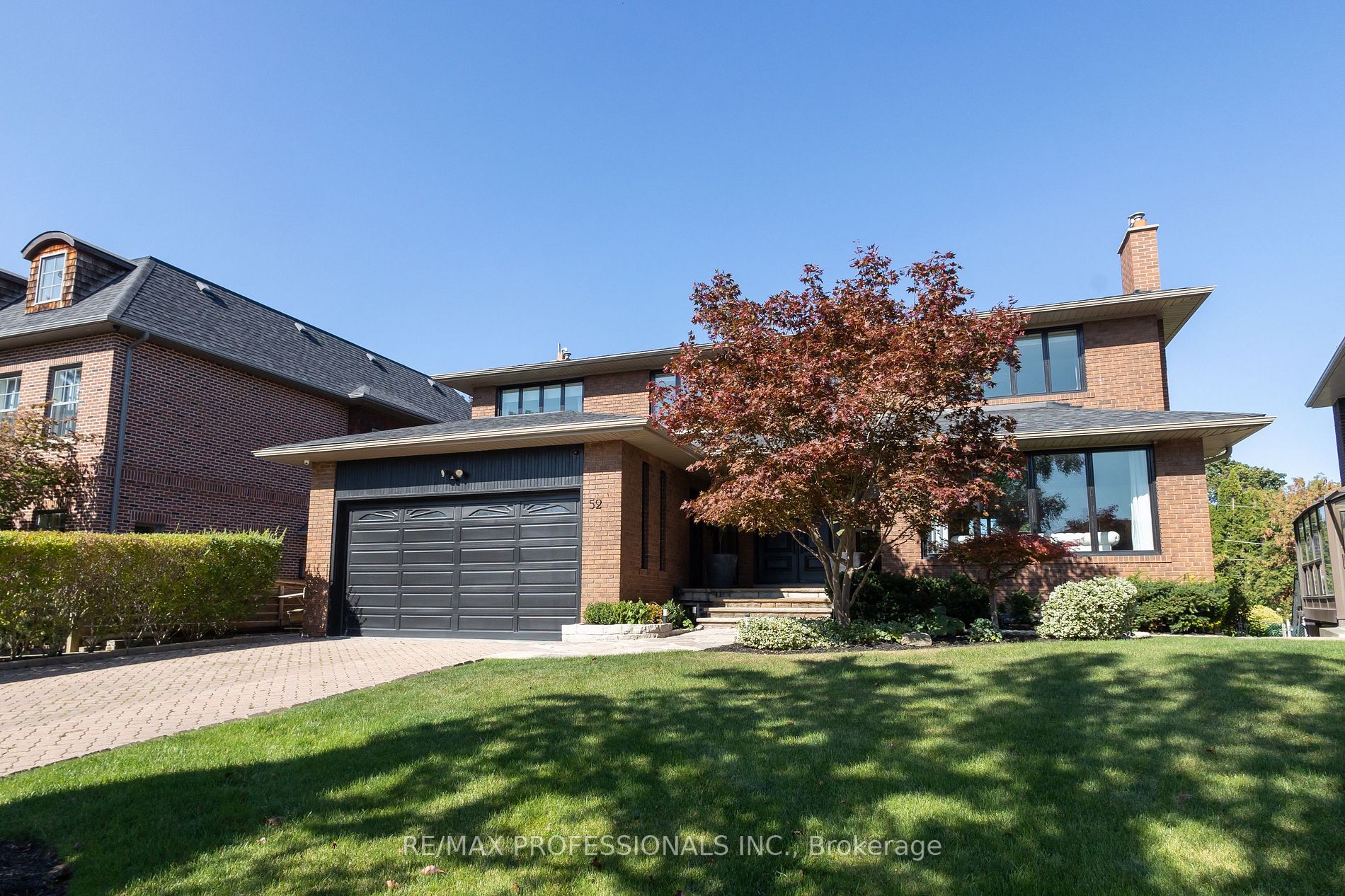 52 Courtsfield Crescent