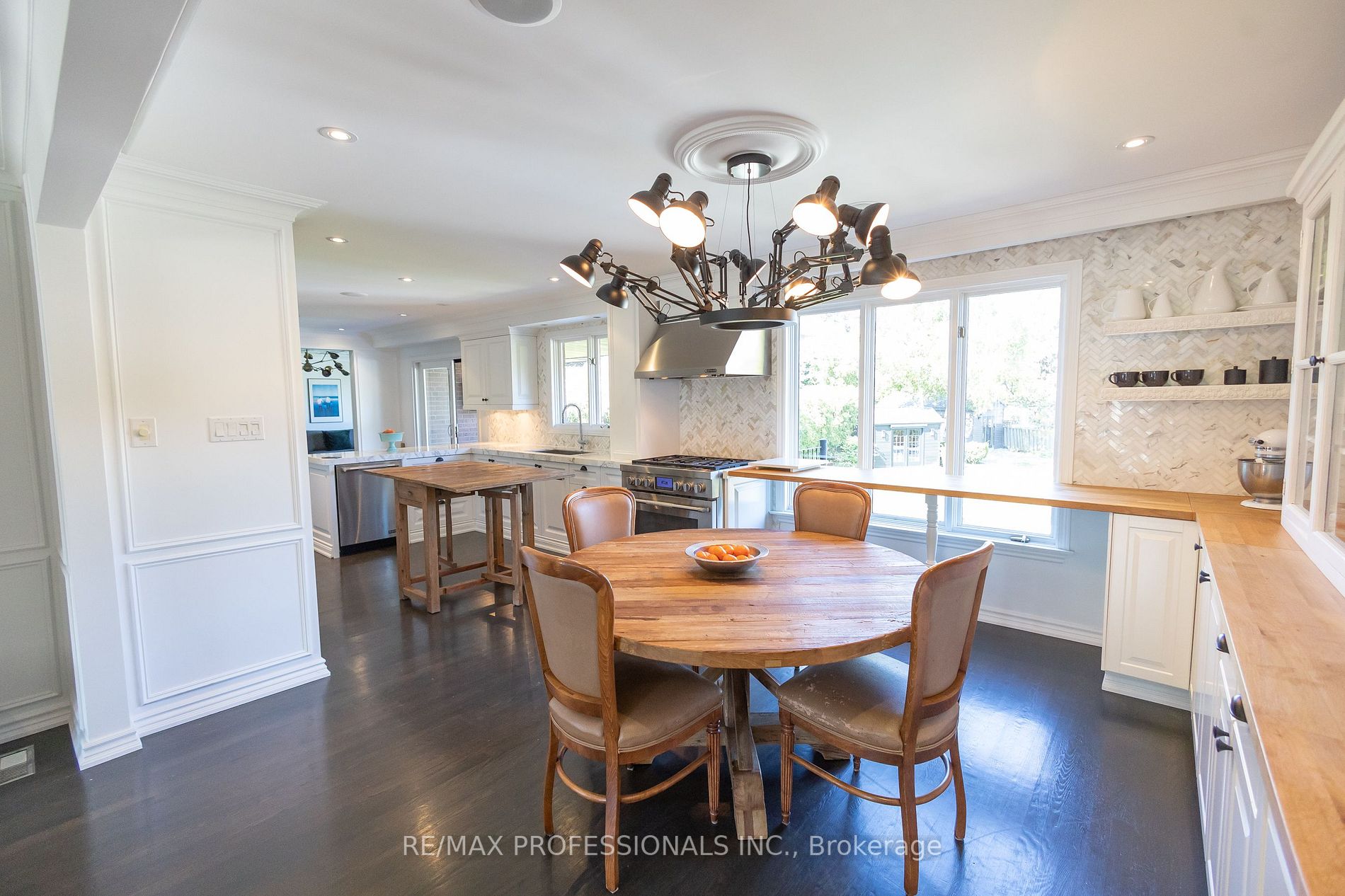 52 Courtsfield Crescent
