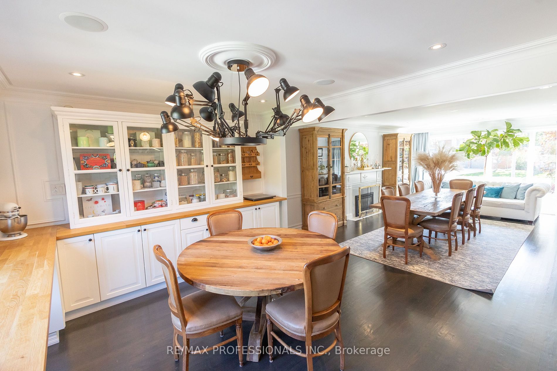 52 Courtsfield Crescent